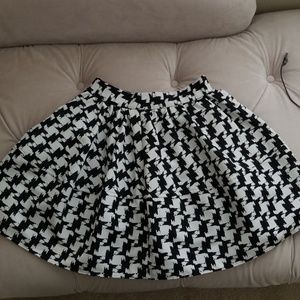 Express Houndstooth peplum skirt